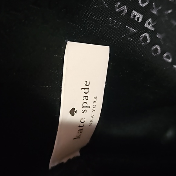 Kate Spade hand bag. Floral design - Picture 4 of 9